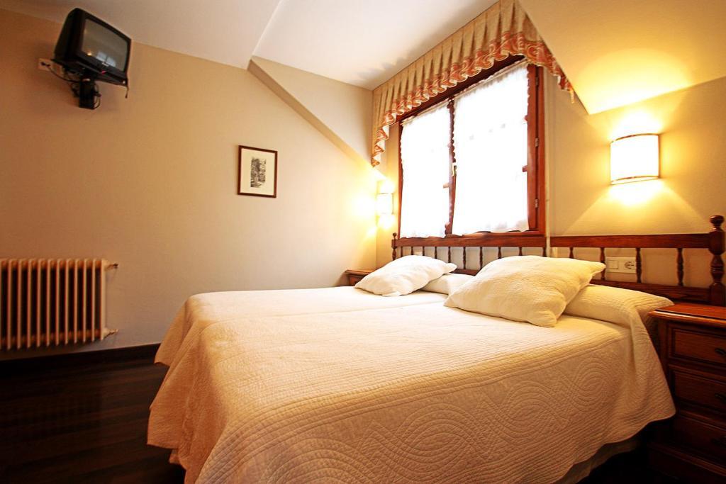 Hostal Restaurante Mendez Вільяфранка-дель-Б'єрсо Номер фото